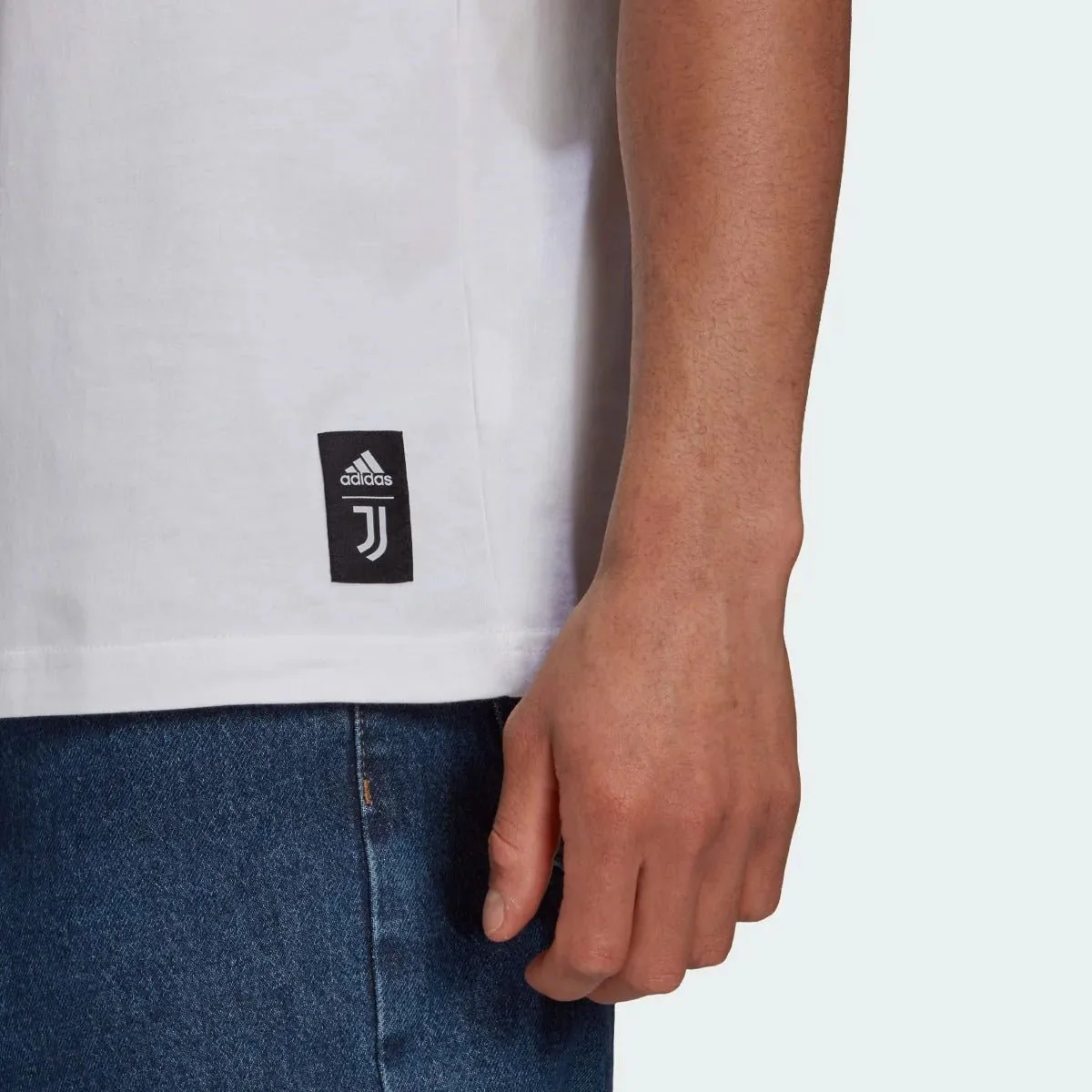 adidas 2021-22 Juventus Street Graphic Tee - White-Black-Orange - Image 4